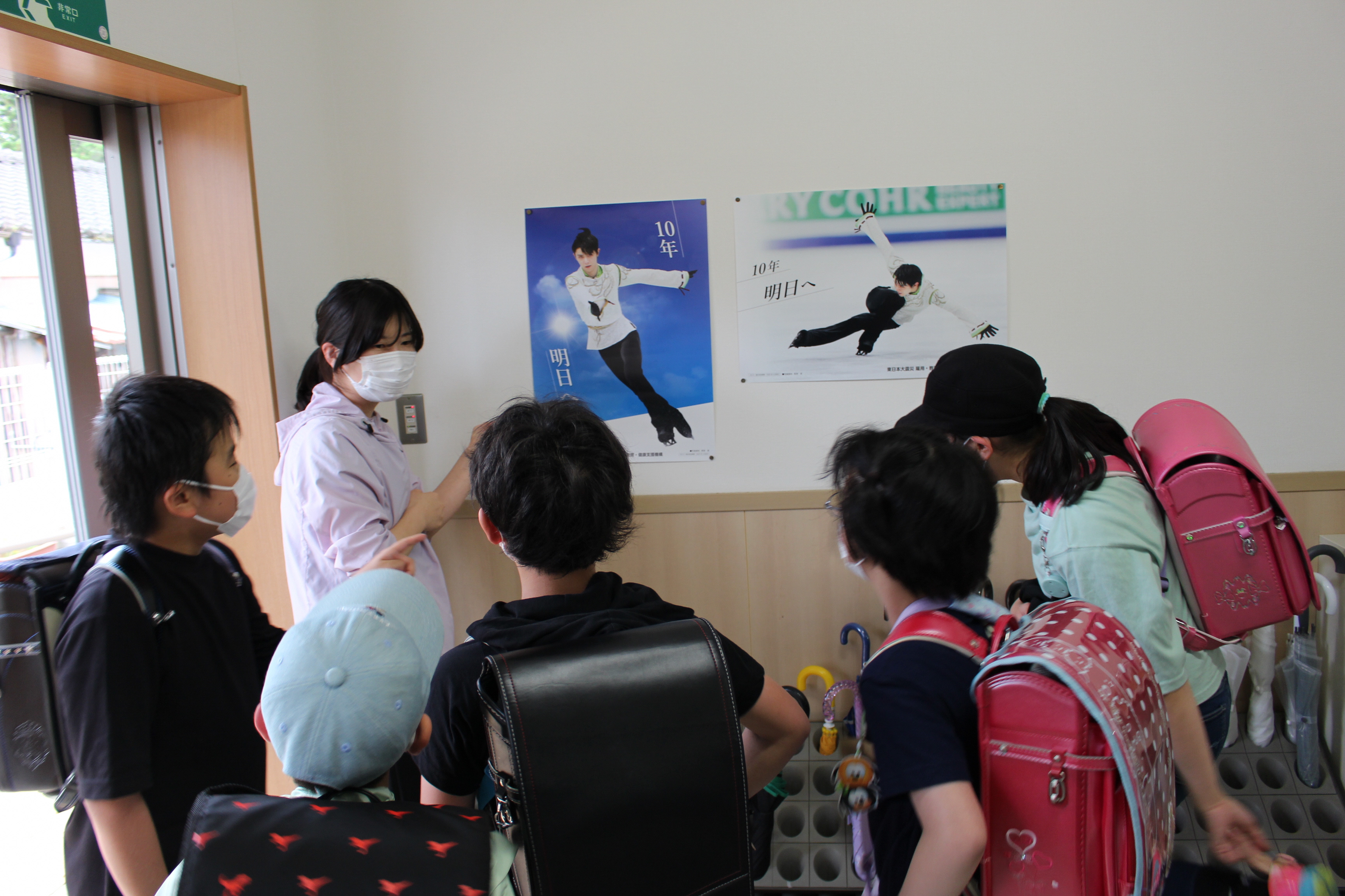 震災機構　羽生結弦選手の復興支援ポスターが福島県双葉南北小学校様に掲示されました！