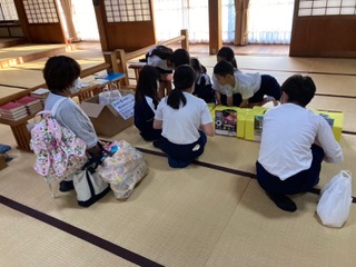 震災機構　徳島県板野郡板野町のほくほく子ども食堂様からガチャガチャのお礼が届く